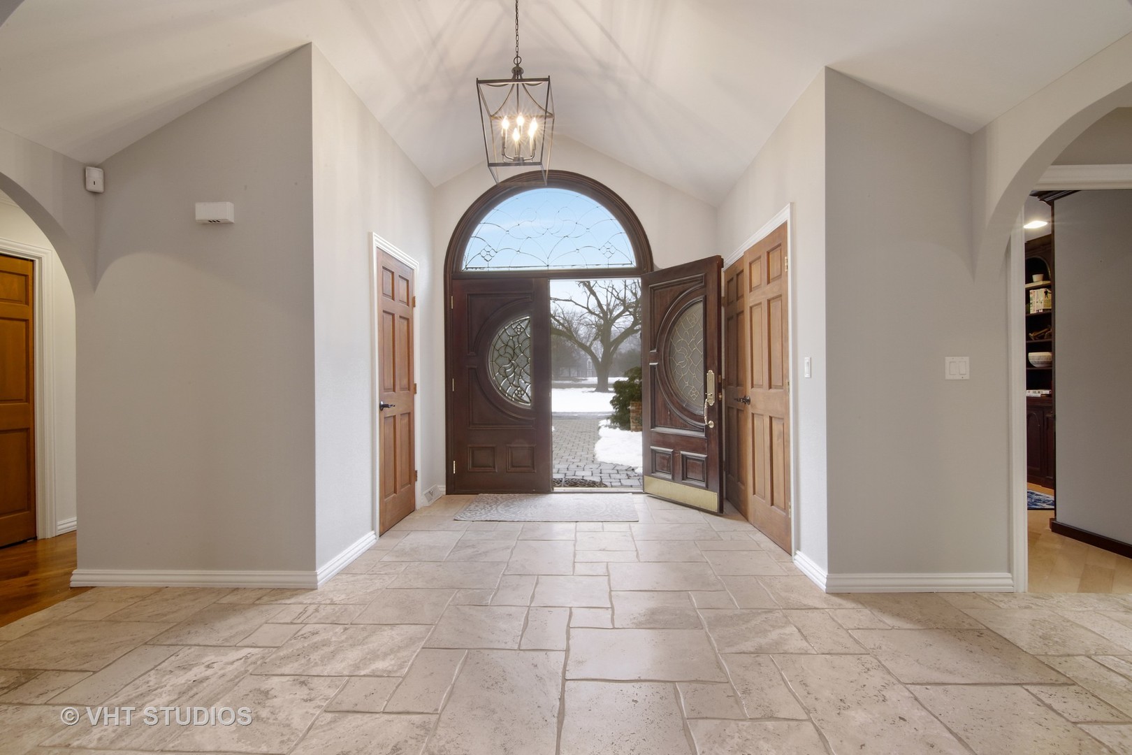500 Lee Road Northbrook, IL 60062 - Photo 2 of 32