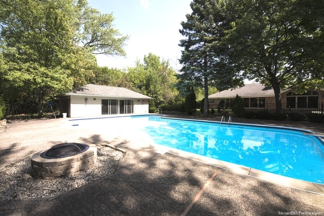 500 Lee Road Northbrook, IL 60062 - Photo 17 of 32