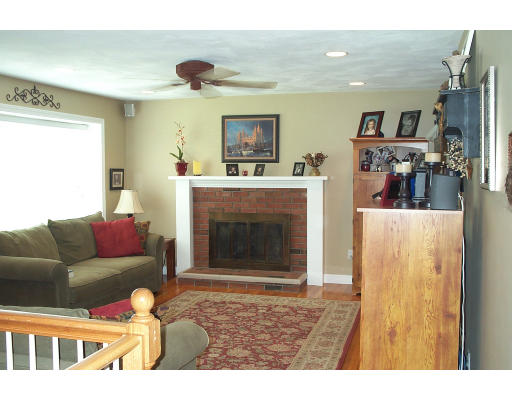 46 Westport Road Worcester, MA 01605 - Photo 3 of 10 Gallery Image 3