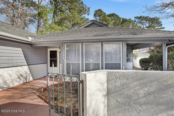 $315,000 | 108 Bay Tree Circle, Hampstead, NC 28443