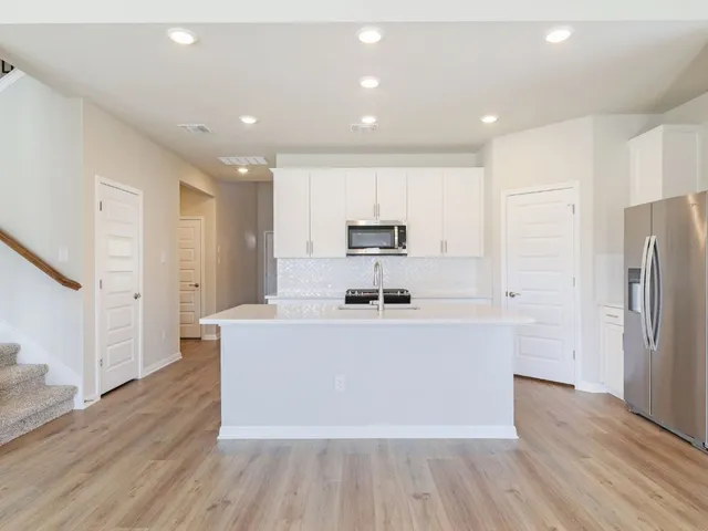 $445,465 | 113 Holmby Drive, Hutto, TX 78634