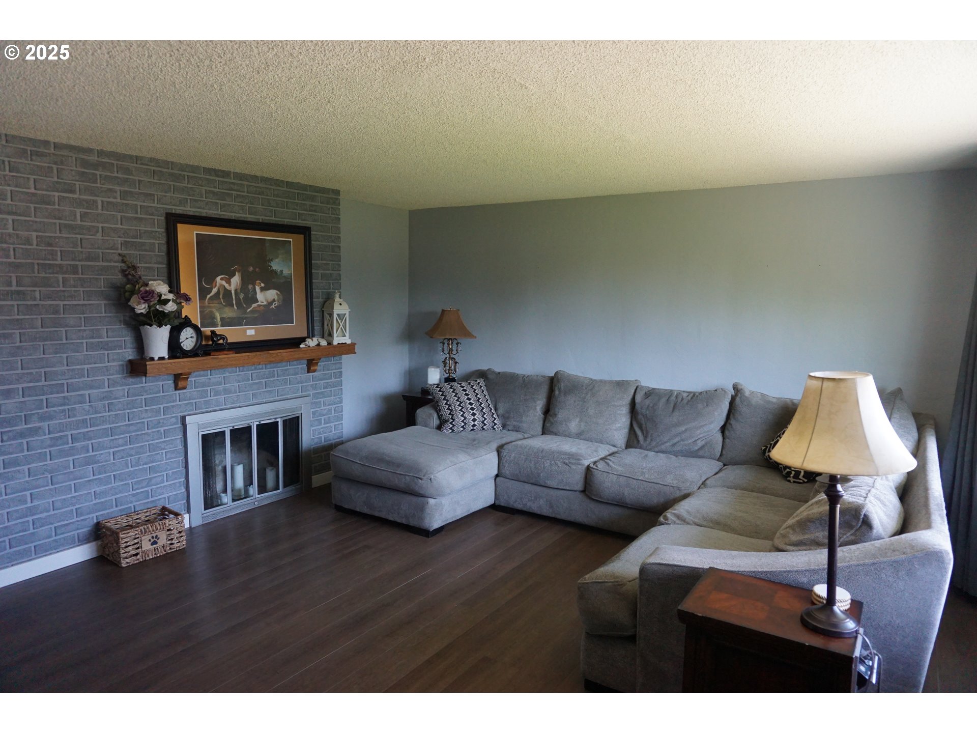 2130 Yolanda Avenue Springfield, OR 97477 - Photo 5 of 30 a living room with furniture and a wooden floor