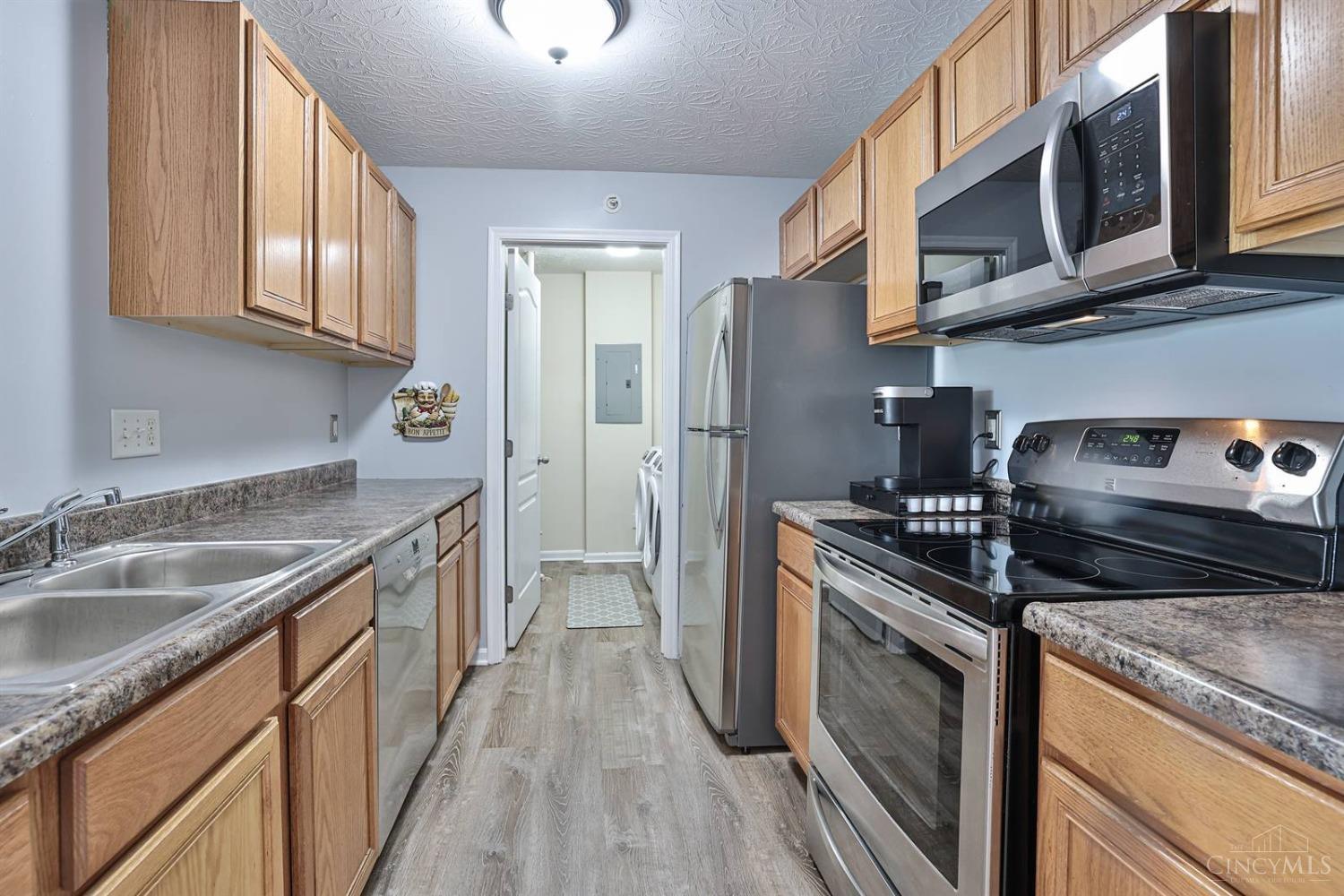 4563 Foley Road, Unit 6 Cincinnati, OH 45238 - Photo 9 of 23 Gallery Image 9