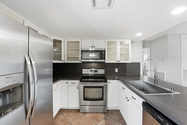 $215,000 | 12675 Lake Conroe Hills Drive, Willis, TX 77318