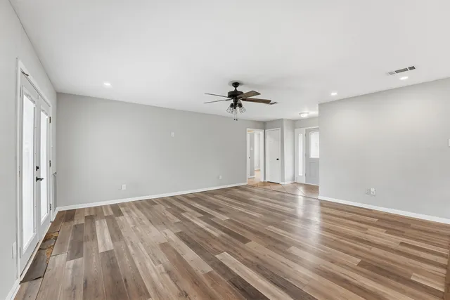 $215,000 | 12675 Lake Conroe Hills Drive, Willis, TX 77318