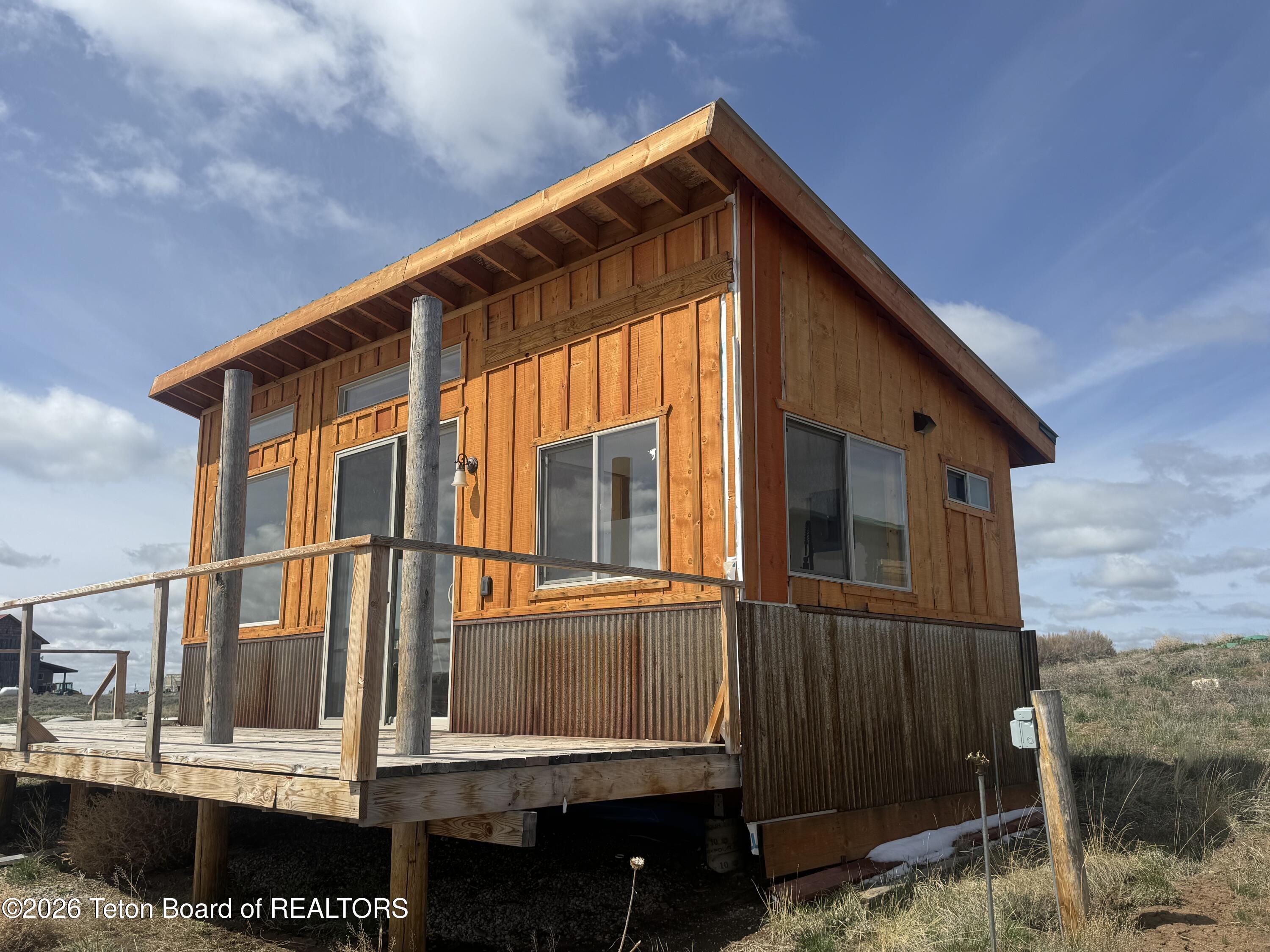 122 Chief Joseph Road Pinedale, WY 82941 - Photo 25 of 32 Side