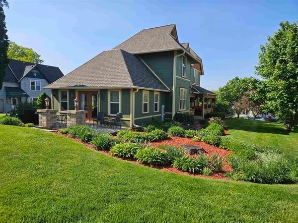 $414,900 | 205 State Street, Ripon, WI 54971