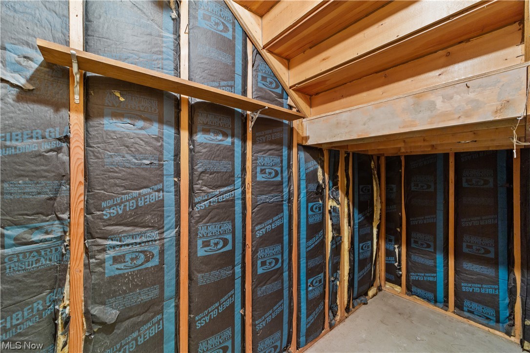 4675 Mayfield Road, Unit D South Euclid, OH 44121 - Photo 25 of 28 extra storage!