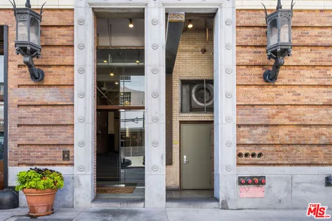 $895,000 | 1850 Industrial Street, Unit 110, Los Angeles, CA 90021