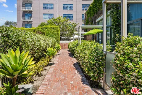 $895,000 | 1850 Industrial Street, Unit 110, Los Angeles, CA 90021