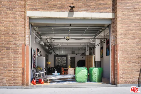 $895,000 | 1850 Industrial Street, Unit 110, Los Angeles, CA 90021