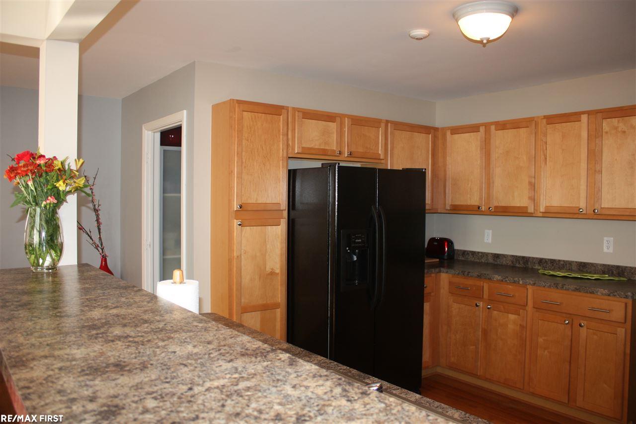 49041 Hawksburry Road Canton, MI 48188 - Photo 11 of 36