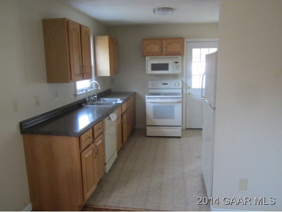 3007 Lyndhurst Road Stuarts Draft, VA 24477 - Photo 3 of 9 Gallery Image 3
