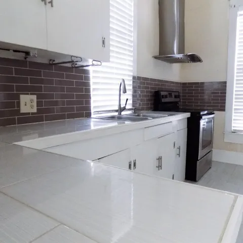 $1,500 | 404 South Lasalle Street, Navasota, TX 77868