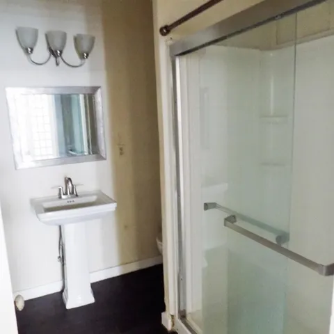 $1,500 | 404 South Lasalle Street, Navasota, TX 77868