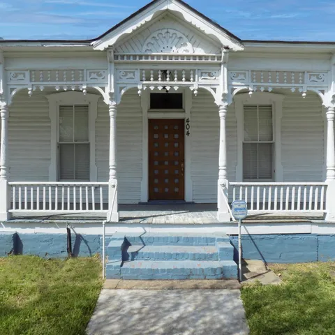 $1,500 | 404 South Lasalle Street, Navasota, TX 77868