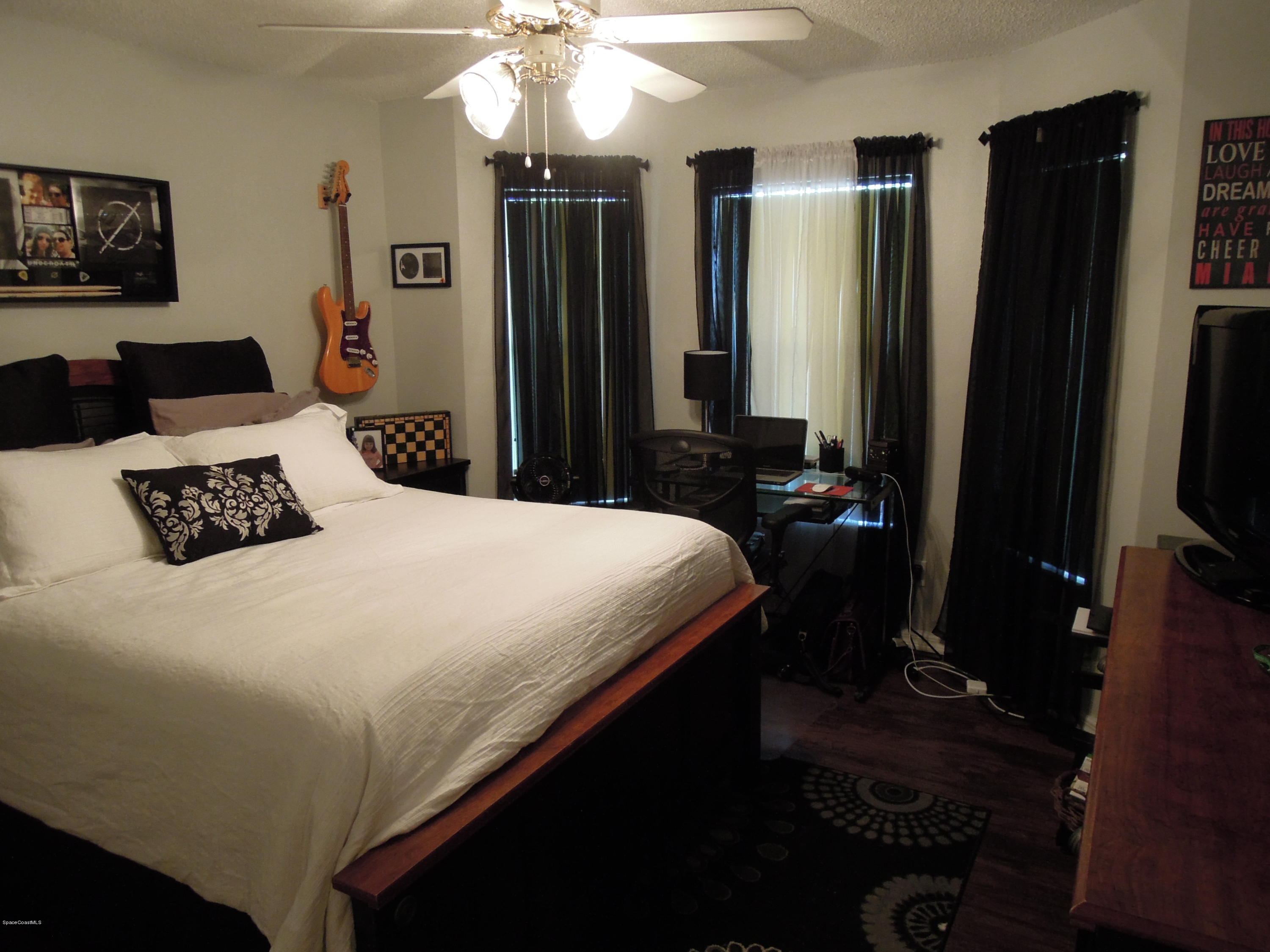 4540 Decatur Circle Melbourne, FL 32934 - Photo 16 of 18 Decatur 4540 049