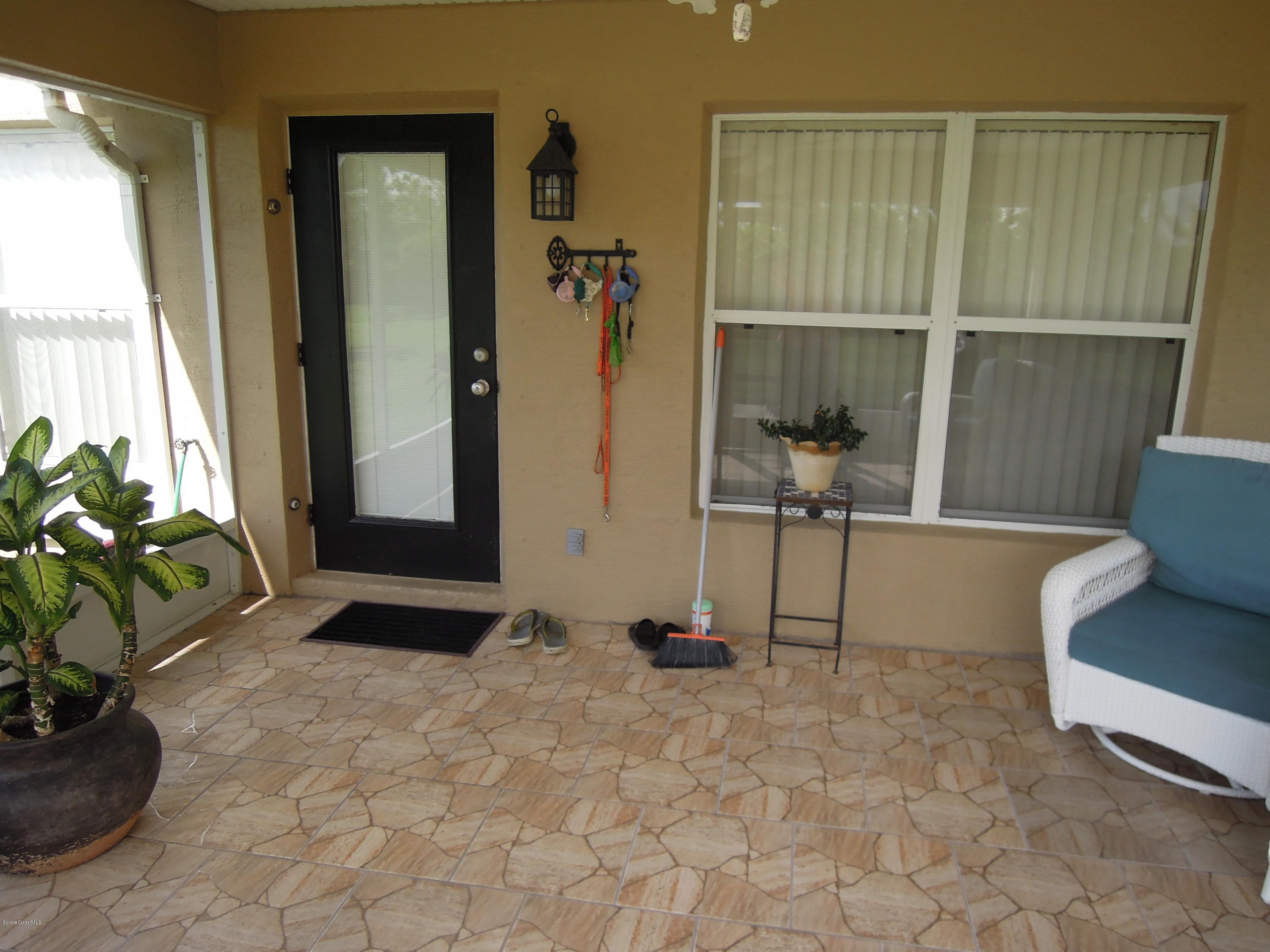 4540 Decatur Circle Melbourne, FL 32934 - Photo 5 of 18 Decatur 4540 033