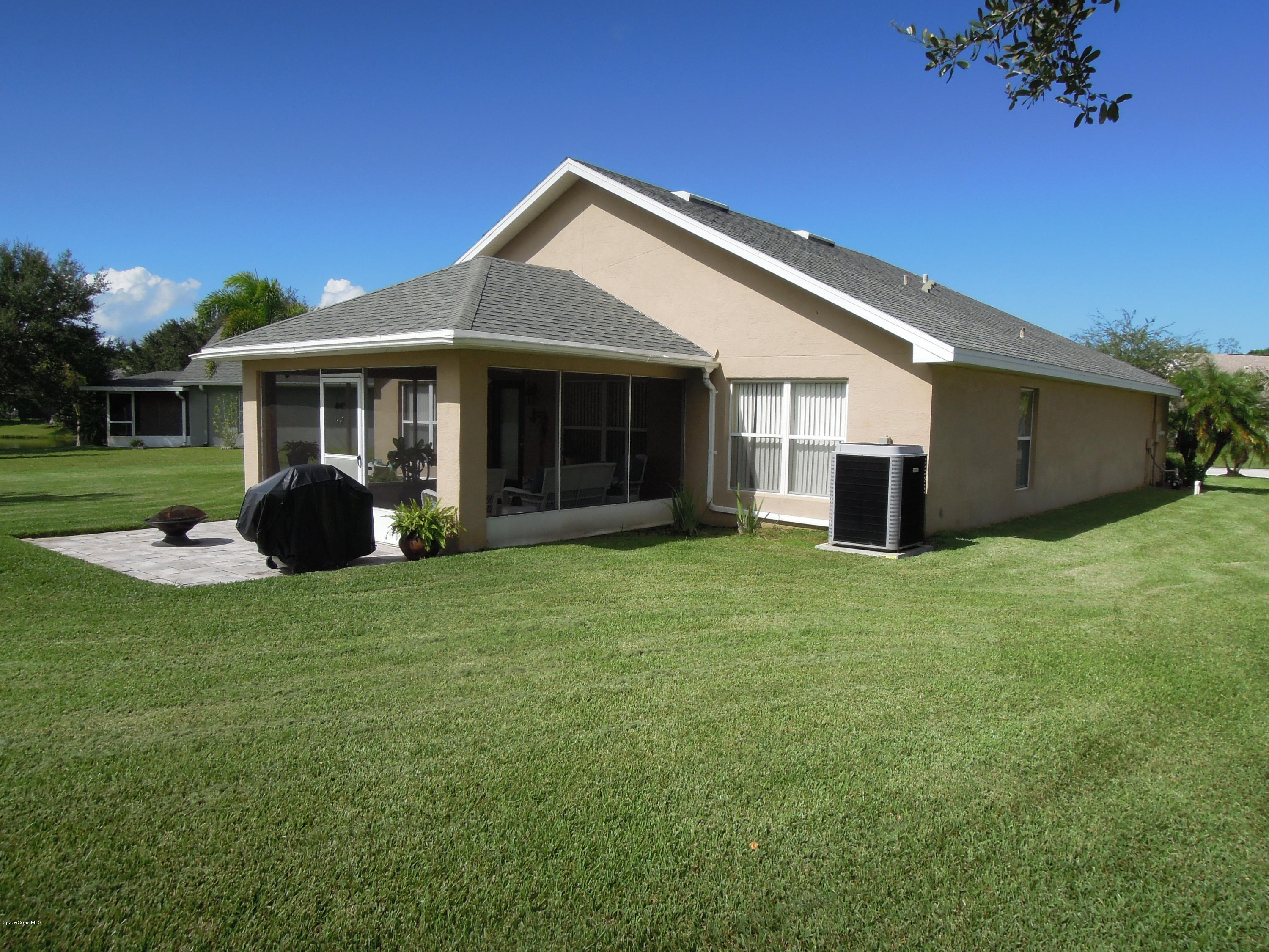 4540 Decatur Circle Melbourne, FL 32934 - Photo 6 of 18 Decatur 4540 025