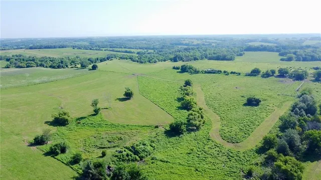 $835,190 | 26033 Foghorn Street, Princeton, MO 64673