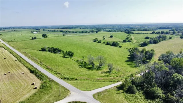 $835,190 | 26033 Foghorn Street, Princeton, MO 64673