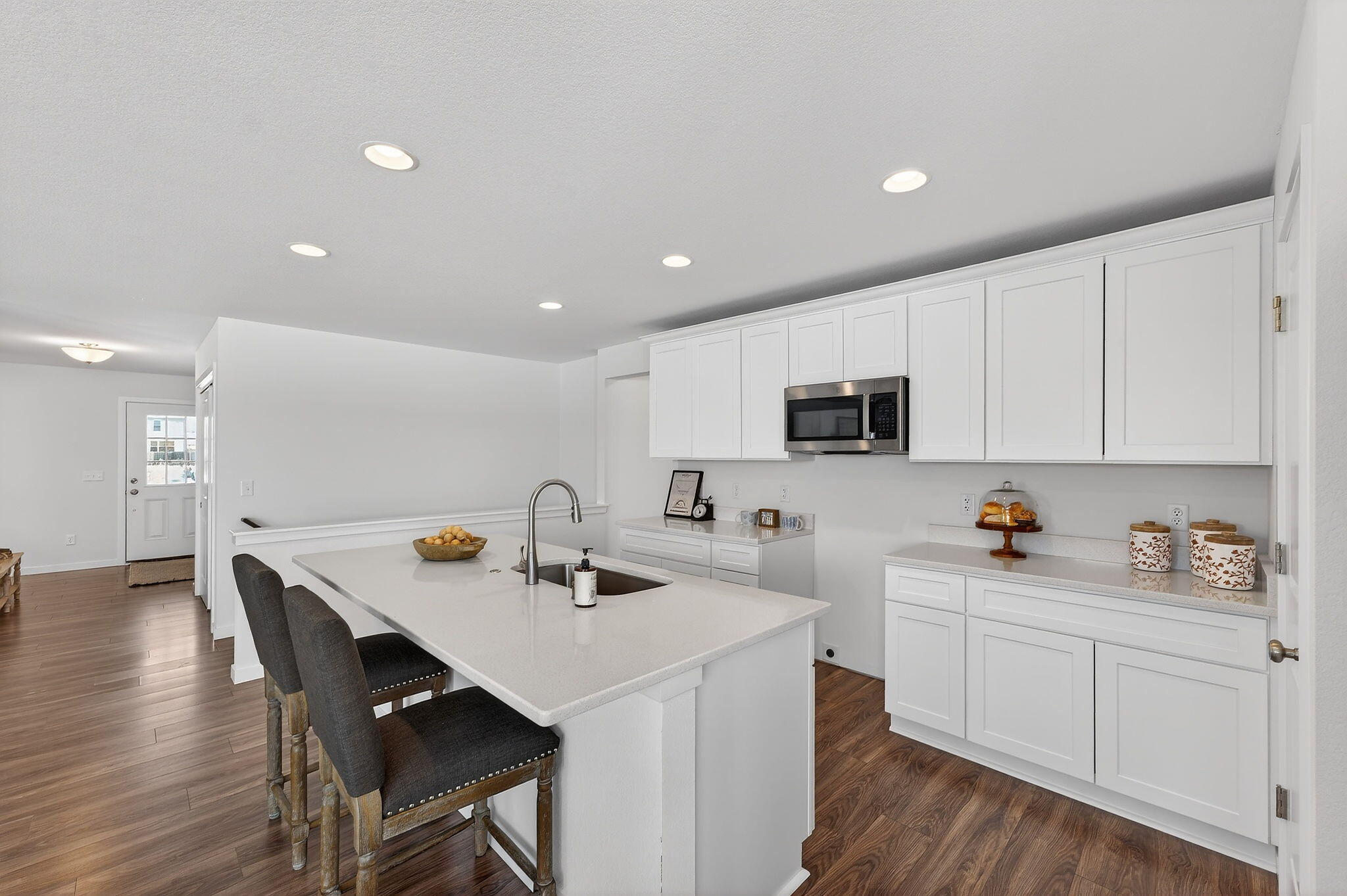 680 Stonefield Lane Whitewater, WI 53190 - Photo 6 of 28 Kitchen