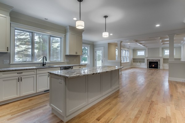 7 Battle Green Road Lexington, MA 02421 - Photo 4 of 8