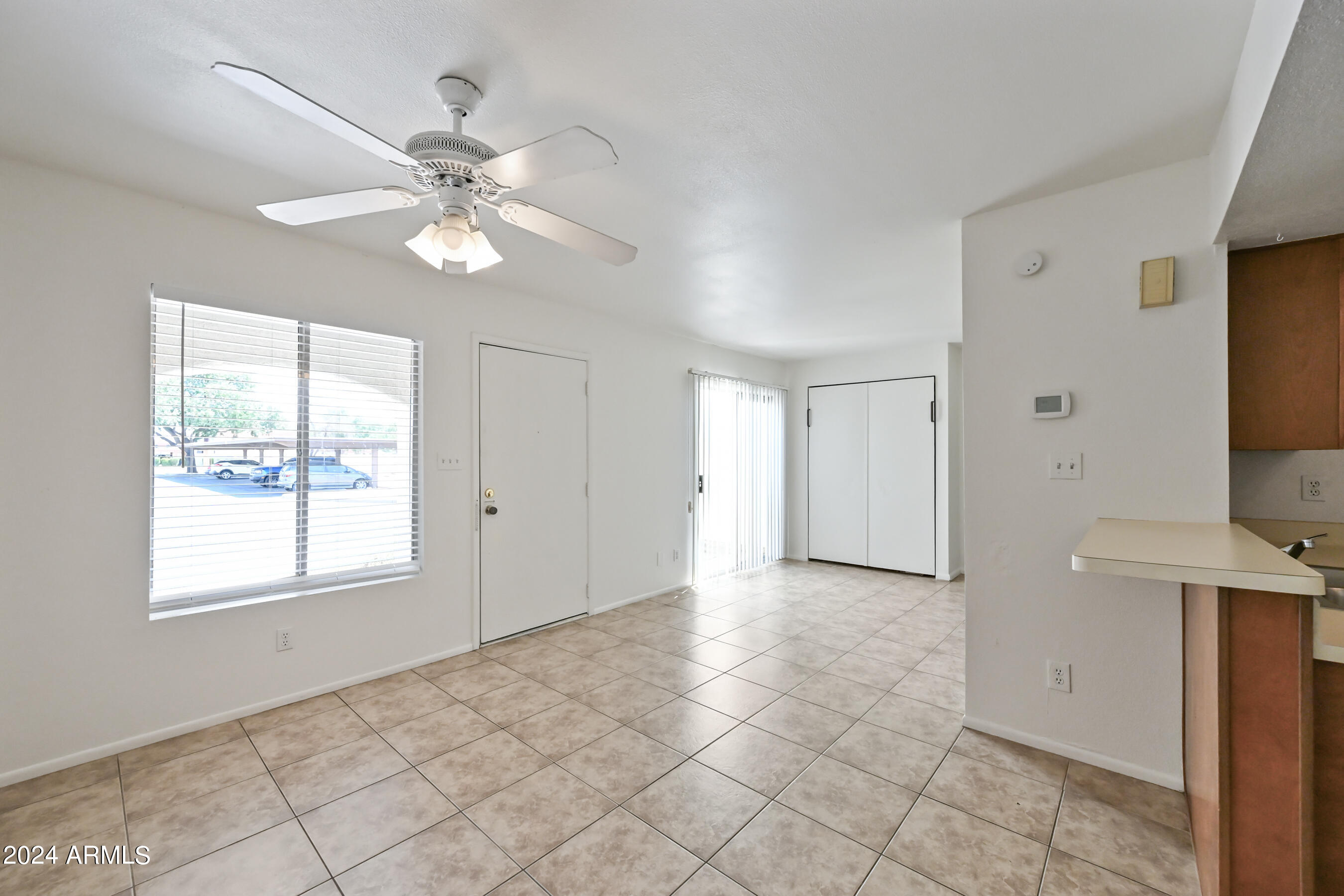 4730 West Northern Avenue, Unit 1114 Glendale, AZ 85301 - Photo 4 of 16 4-4730WNA1114-ocupix