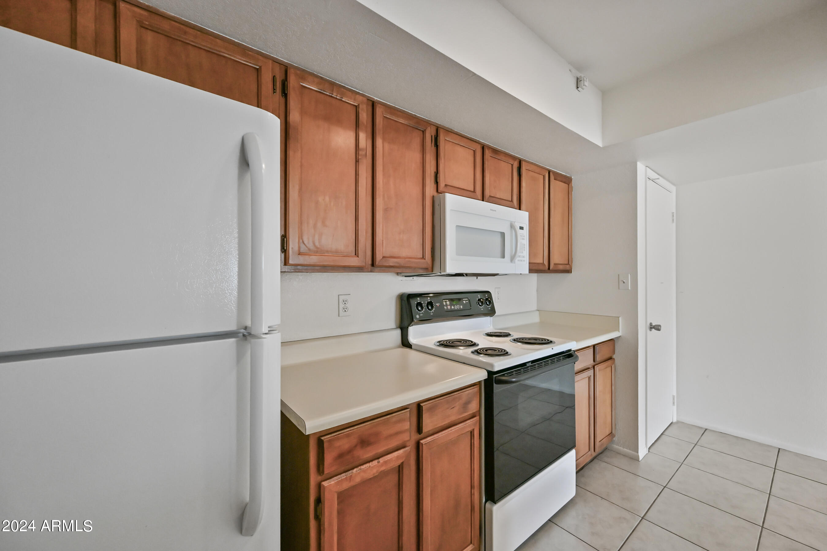 4730 West Northern Avenue, Unit 1114 Glendale, AZ 85301 - Photo 8 of 16 8-4730WNA1114-ocupix