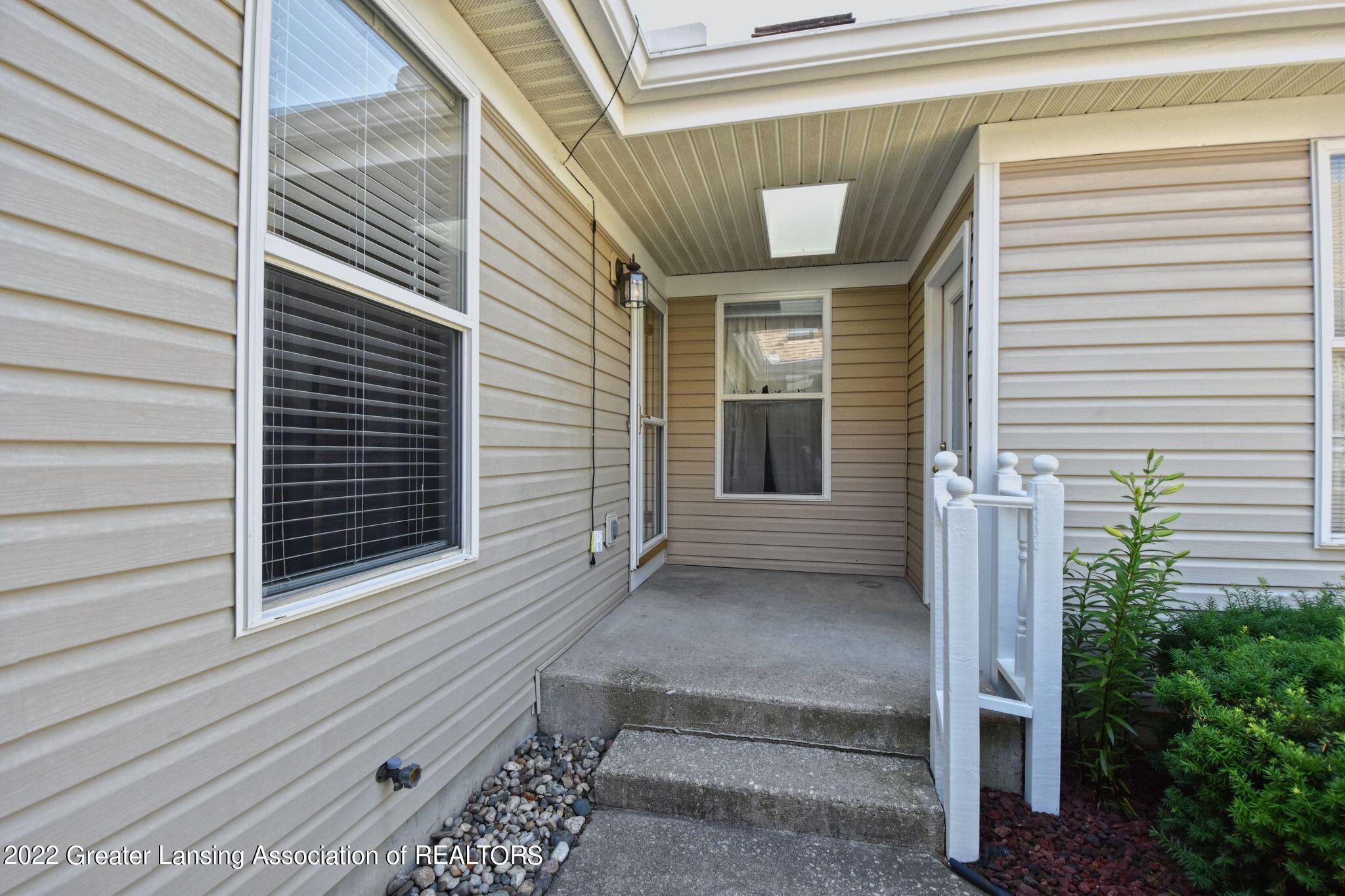 2415 North Aurelius Road, Unit 30 Holt, MI 48842 - Photo 27 of 40 4