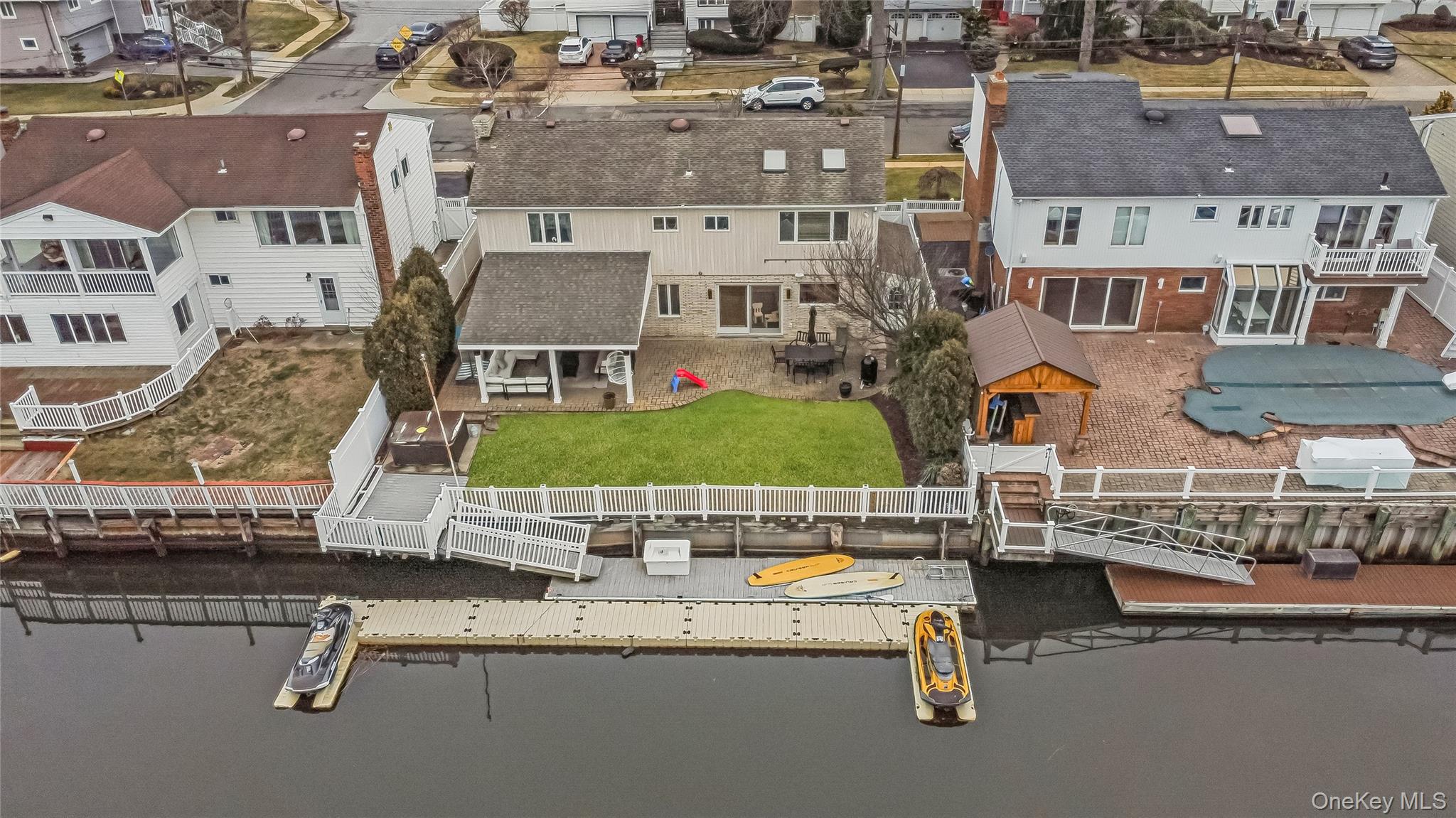 2876 Shore Road Bellmore, NY 11710 - Photo 5 of 45