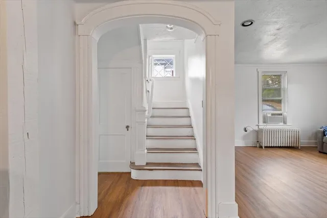 $649,900 | 4 Greenwood Street, Amesbury, MA 01913