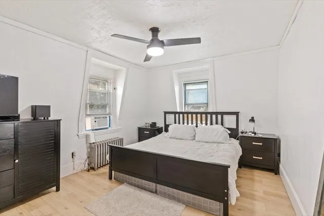 $649,900 | 4 Greenwood Street, Amesbury, MA 01913