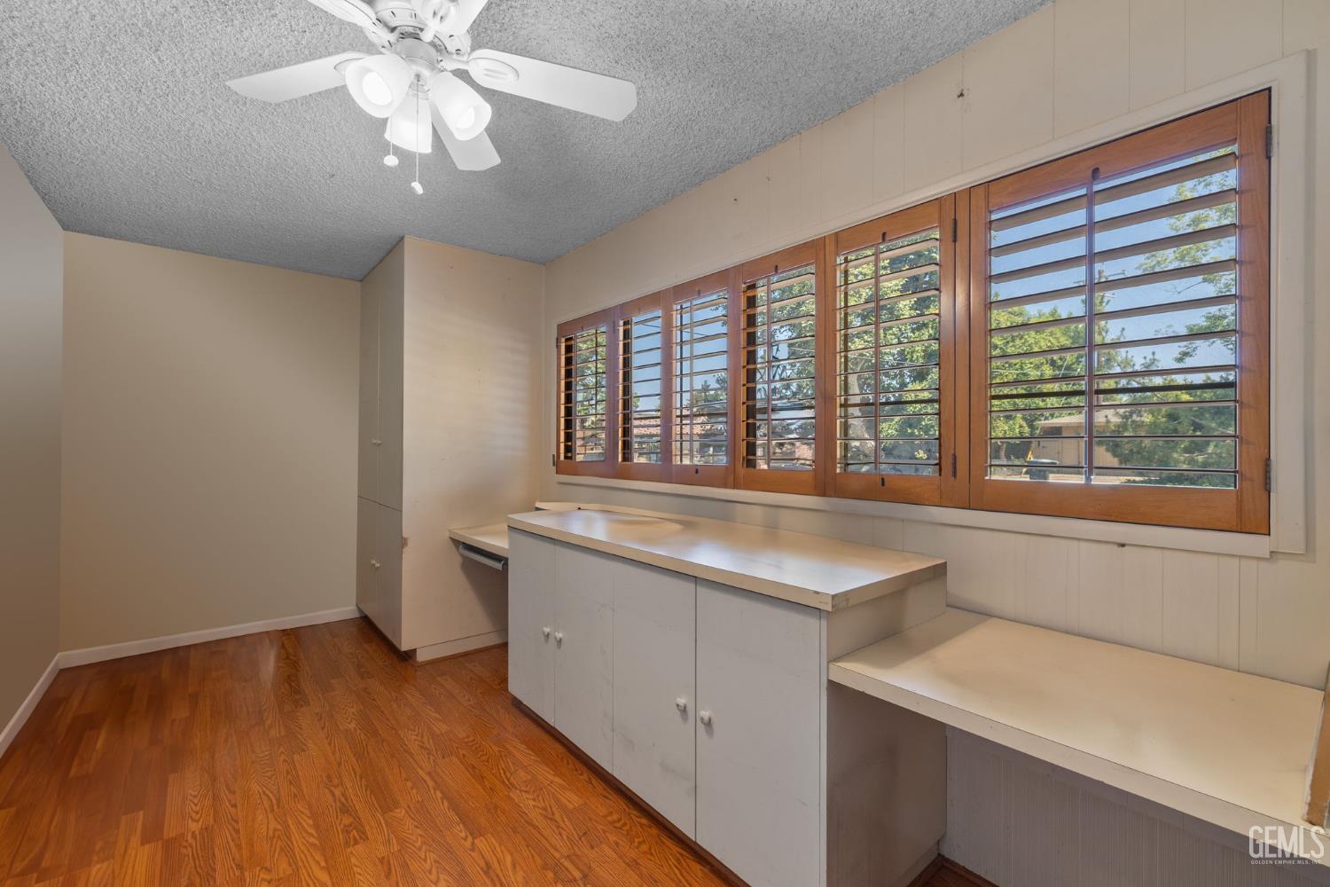 Undisclosed Address Bakersfield, CA 93309 - Photo 32 of 72 Private office off the laundry room