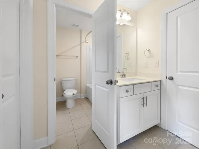 $395,000 | 163 West Heart Pne Lane, Statesville, NC 28677