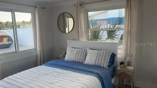 $2,100 | 403 63rd Street, Holmes Beach, FL 34217