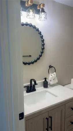 $2,100 | 403 63rd Street, Holmes Beach, FL 34217