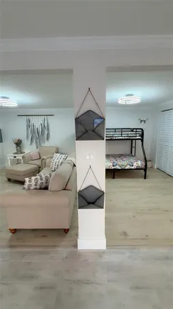 $2,100 | 403 63rd Street, Holmes Beach, FL 34217