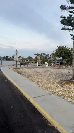 $2,100 | 403 63rd Street, Holmes Beach, FL 34217