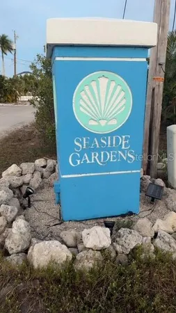 $2,100 | 403 63rd Street, Holmes Beach, FL 34217