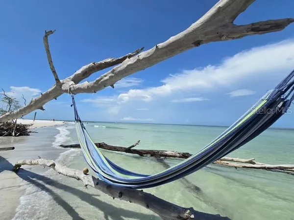 $2,100 | 403 63rd Street, Holmes Beach, FL 34217