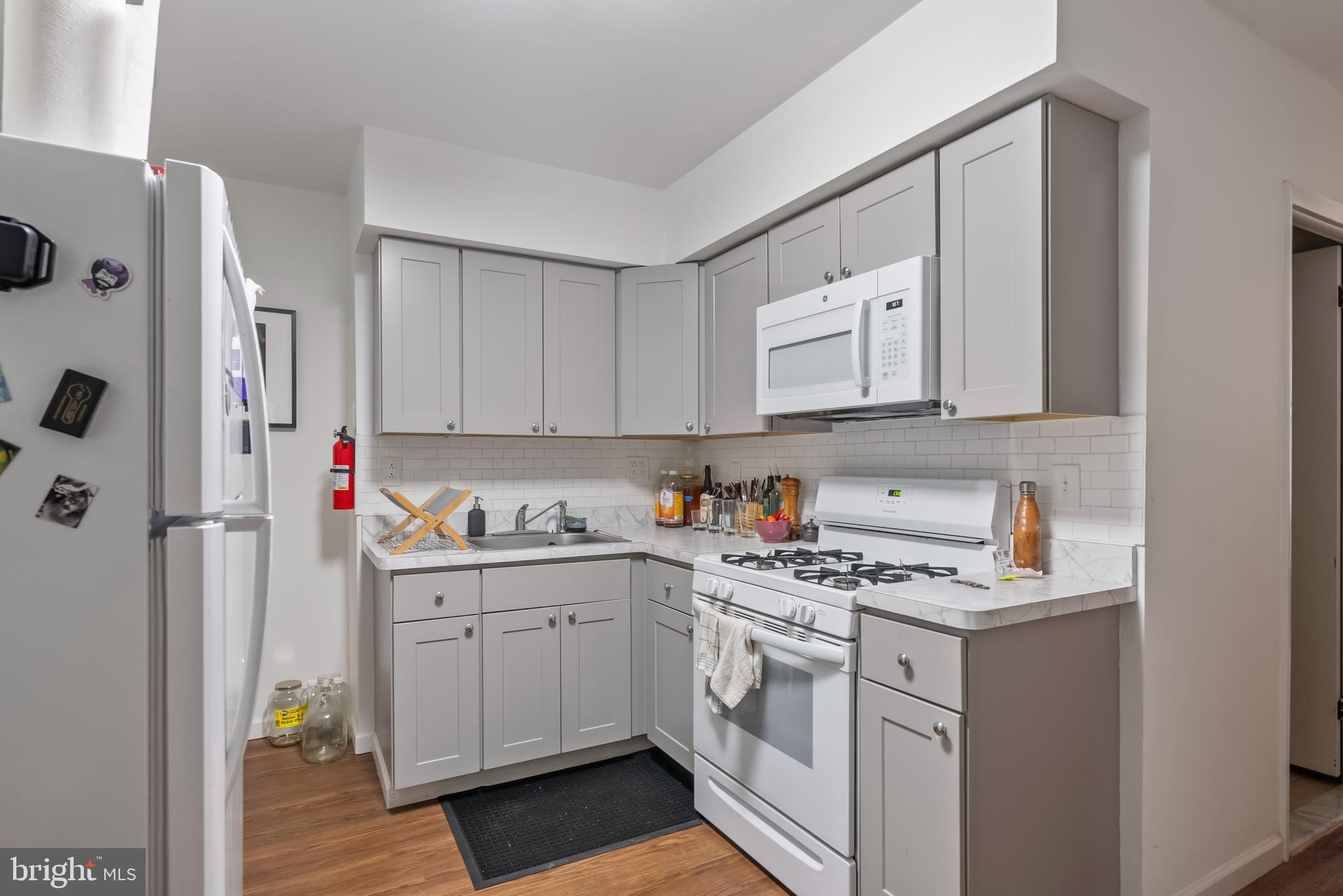 314 Wharton Street Philadelphia, PA 19147 - Photo 8 of 35