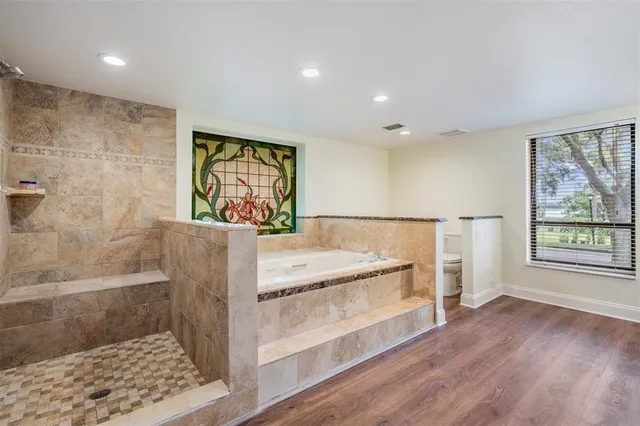 $1,075,000 | 3472 Shoreline Circle, Palm Harbor, FL 34684