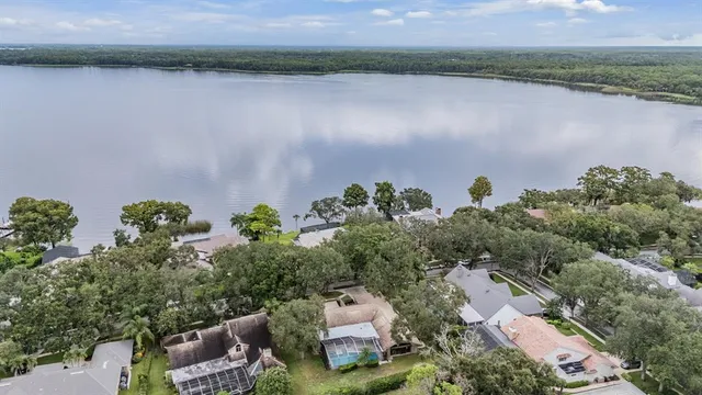 $1,075,000 | 3472 Shoreline Circle, Palm Harbor, FL 34684