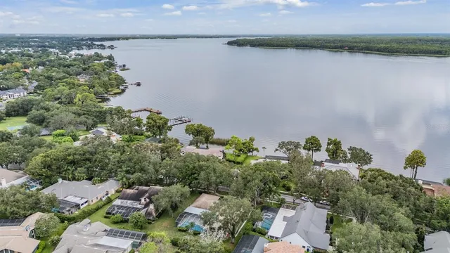 $1,075,000 | 3472 Shoreline Circle, Palm Harbor, FL 34684