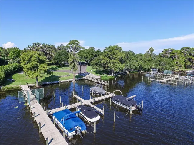$1,075,000 | 3472 Shoreline Circle, Palm Harbor, FL 34684