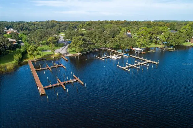 $1,075,000 | 3472 Shoreline Circle, Palm Harbor, FL 34684