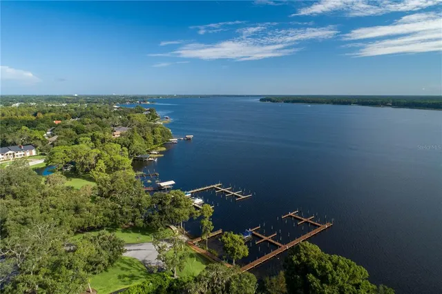 $1,075,000 | 3472 Shoreline Circle, Palm Harbor, FL 34684