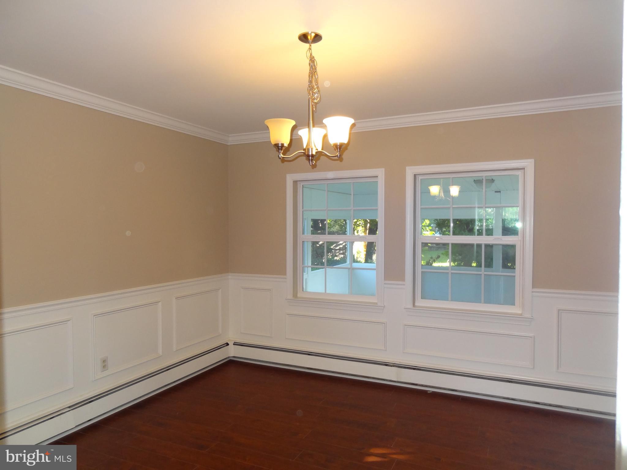 43 Spinythorn Road Levittown, PA 19056 - Photo 6 of 24 Gallery Image 6