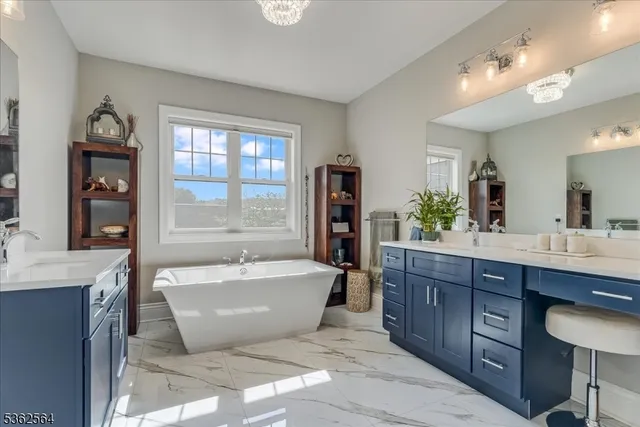 $1,199,000 | 302 Tiffany Way, Unit 302, Watchung, NJ 07069